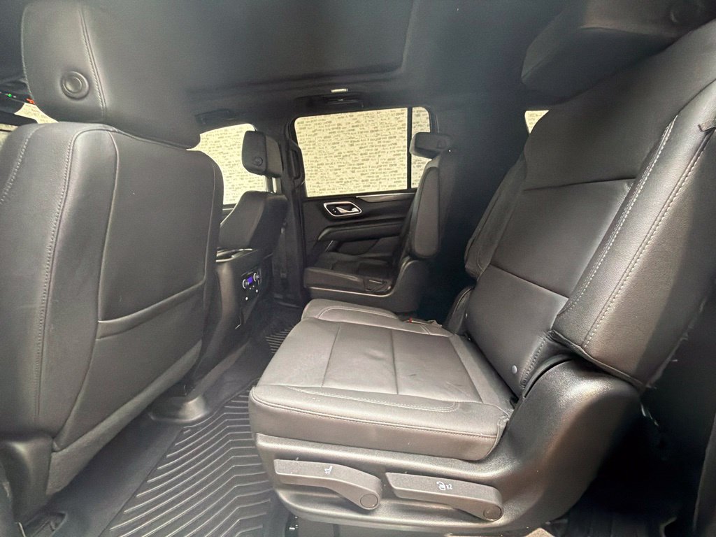 Used 2023 Chevrolet Suburban Z71 AWD/4WD image 15