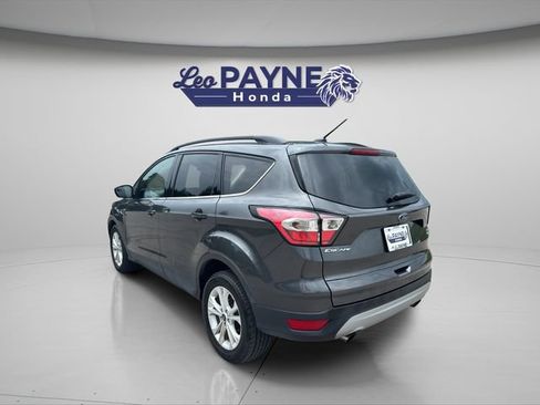 Used 2018 Ford Escape SE FWD image 5