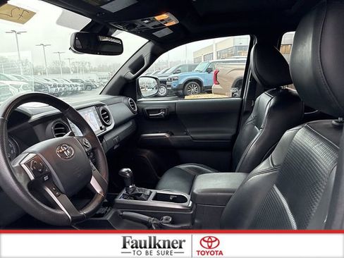 Certified 2020 Toyota Tacoma TRD Off-Road w/ TRD Premium Off Road Package image 30