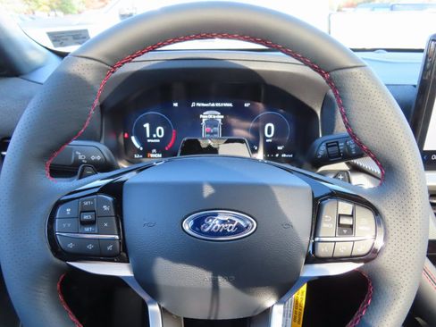 New 2026 Ford Explorer ST w/ Sun And Sound Package image 9