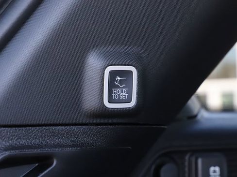 New 2025 Jeep Grand Cherokee Limited image 8