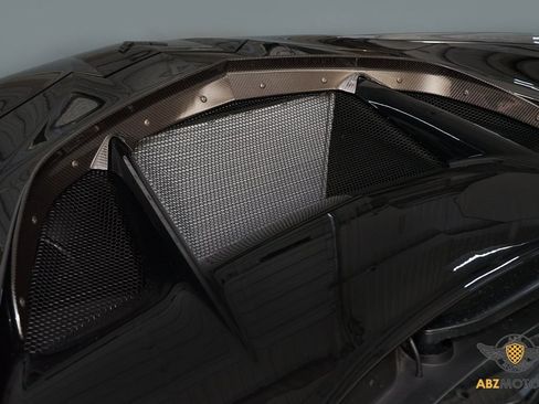 Used 2026 Chevrolet Corvette ZR1 w/ ZR1 Carbon Fiber Aero Package image 10