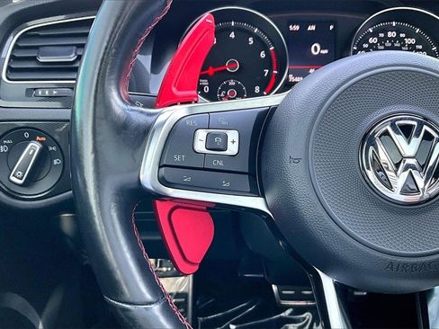 Used 2017 Volkswagen GTI Autobahn image 25