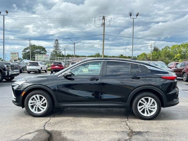 Used 2024 Buick Envista Sport Touring w/ Convenience I Package FWD image 6
