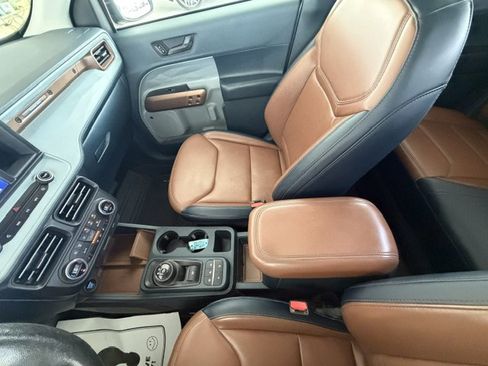 Used 2022 Ford Maverick Lariat w/ Lariat Luxury Package AWD/4WD image 10