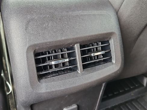 Used 2020 Chevrolet Equinox LT AWD/4WD image 26