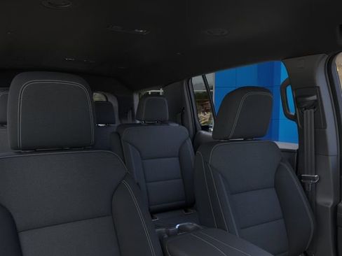 New 2026 Chevrolet Traverse LT FWD image 24