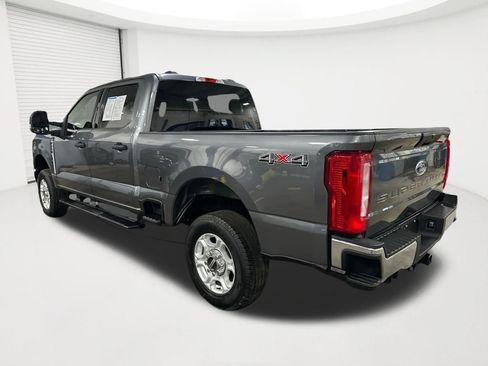 Used 2025 Ford F250 XLT w/ Snow Plow Prep Package AWD/4WD image 7