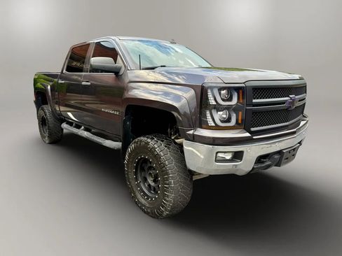 Used 2015 Chevrolet Silverado 1500 LTZ Z71 w/ LTZ Plus Package AWD/4WD image 7
