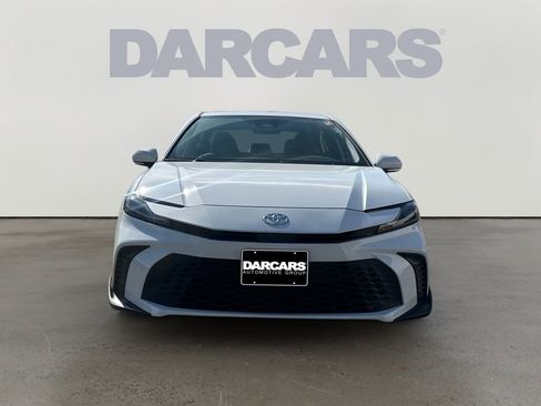 Used 2026 Toyota Camry SE w/ Convenience Package image 2