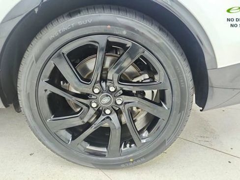 Used 2023 Land Rover Discovery HSE R-Dynamic AWD/4WD image 68