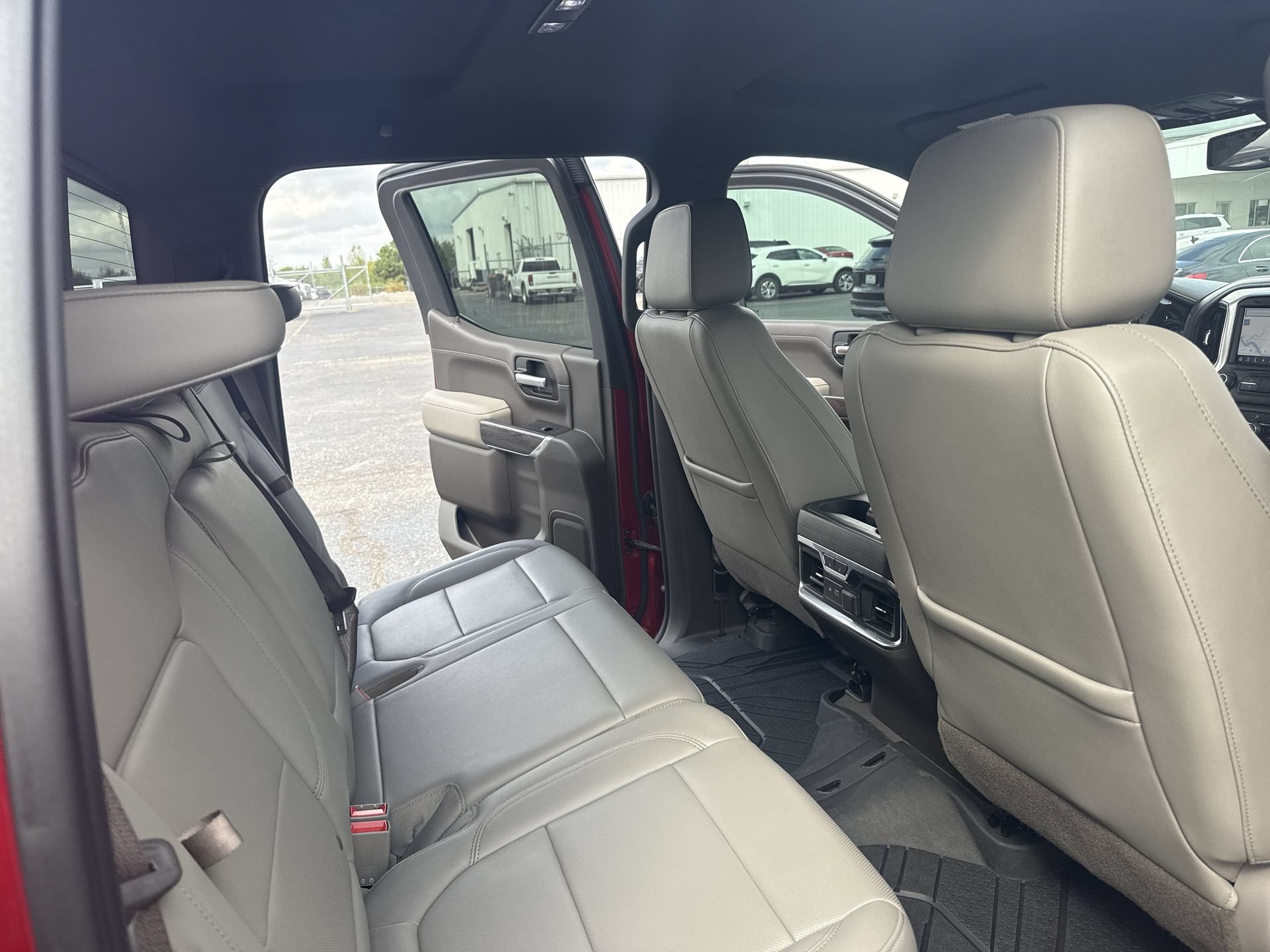 Certified 2019 Chevrolet Silverado 1500 LTZ AWD/4WD image 28