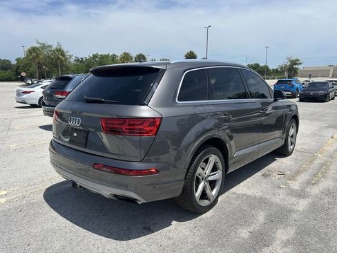 Used 2019 Audi Q7 3.0T Prestige w/ Prestige Package AWD/4WD image 2