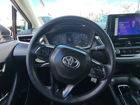 Certified 2025 Toyota Corolla LE FWD image 10