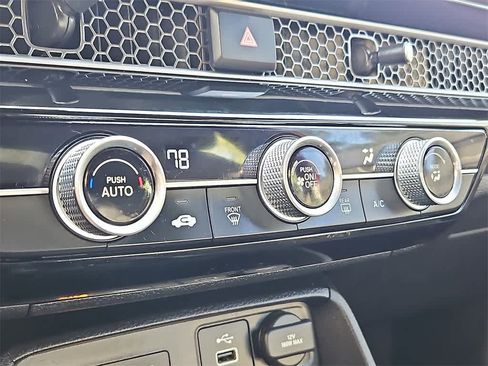 Used 2022 Honda Civic Sport image 14