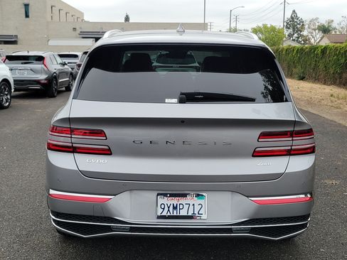 Certified 2026 Genesis GV80 2.5T Select AWD/4WD image 5