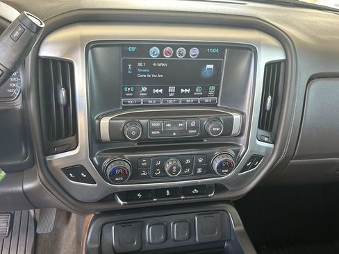 Used 2018 GMC Sierra 1500 SLT w/ SLT Premium Package image 25