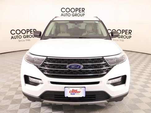 Used 2022 Ford Explorer XLT w/ Equipment Group 202A RWD image 10