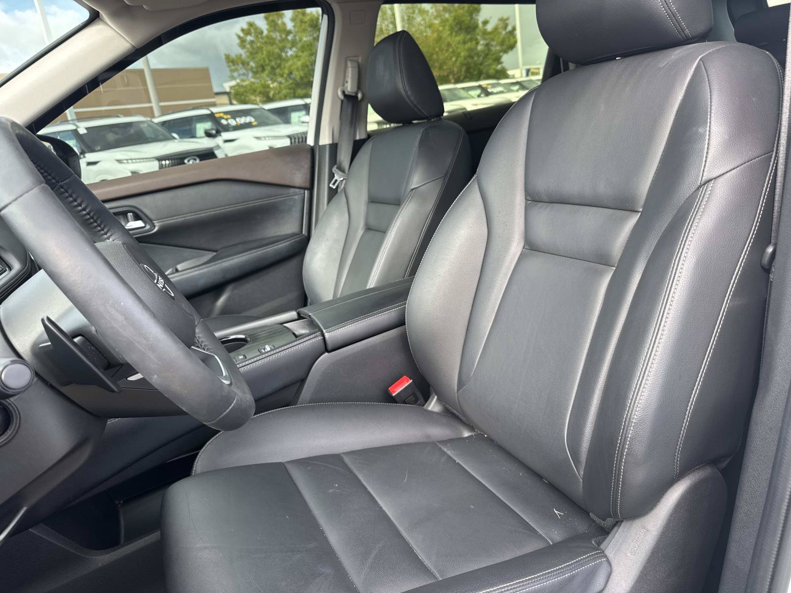 Used 2023 Nissan Rogue SL w/ SL Premium Package FWD image 18