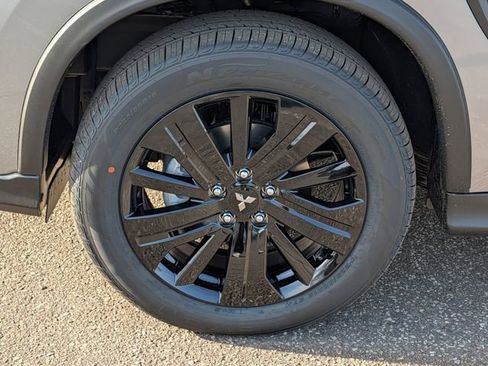 New 2026 Mitsubishi Outlander Sport LE image 3