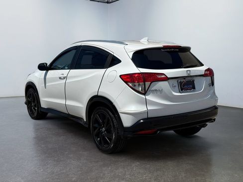 Used 2021 Honda HR-V Sport image 6