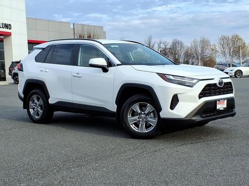 New 2025 Toyota RAV4 XLE image 2