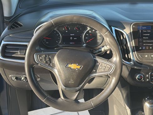 Used 2019 Chevrolet Equinox Premier image 17