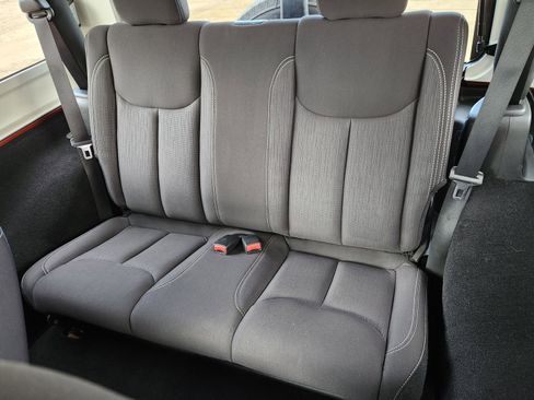 Used 2014 Jeep Wrangler Sahara w/ Connectivity Group image 11