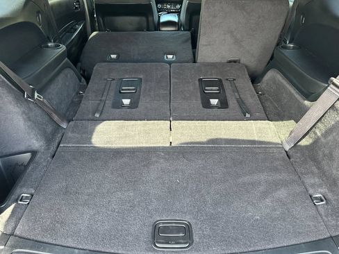 Used 2025 Dodge Durango GT AWD/4WD image 16