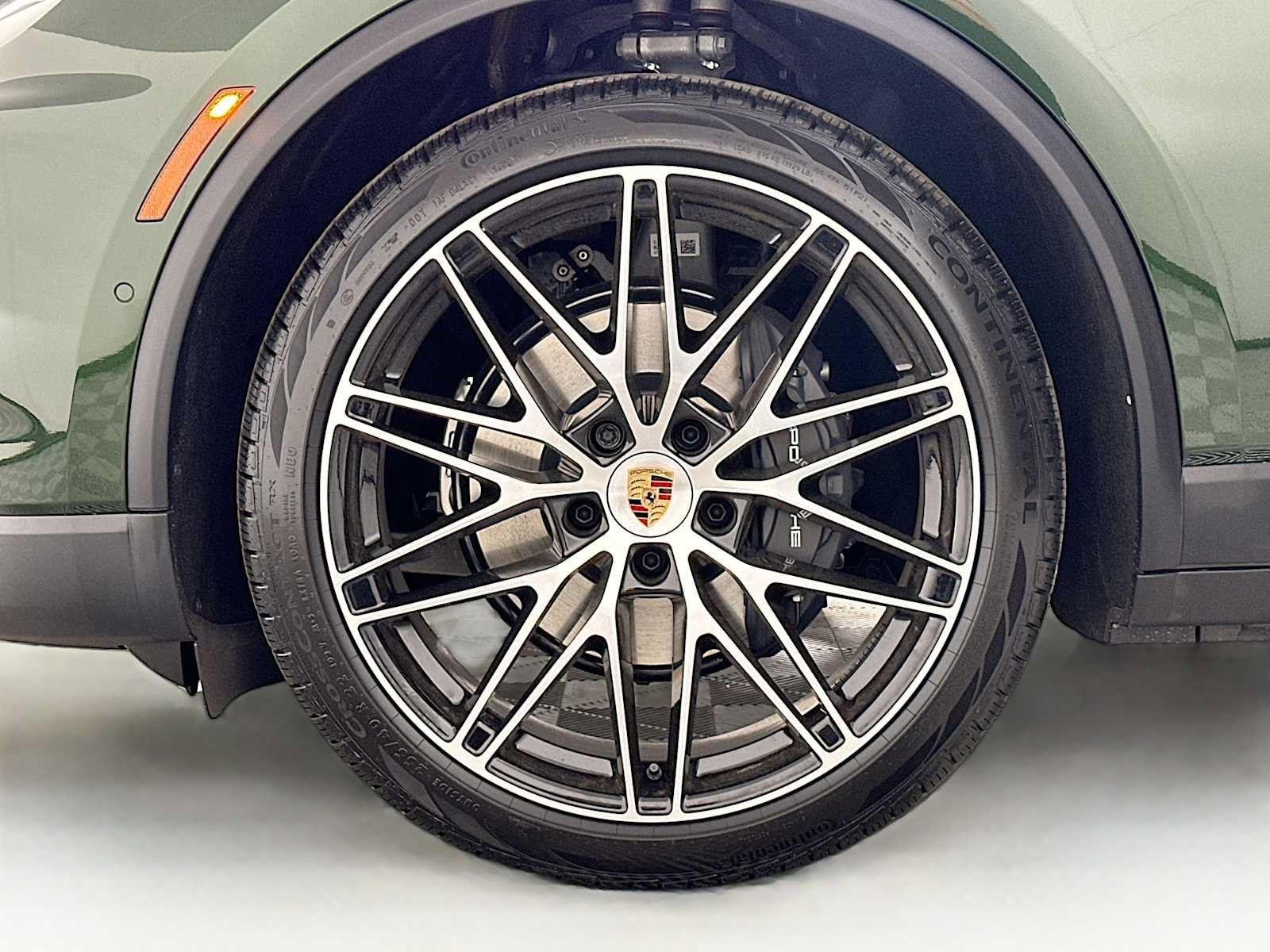Used 2026 Porsche Macan Electric RWD image 31