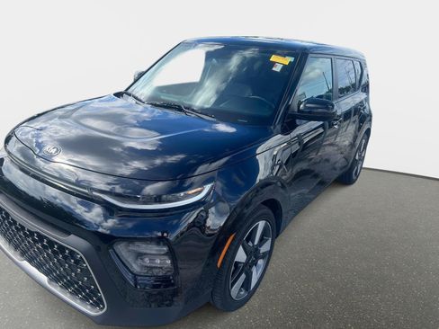 Used 2020 Kia Soul EX w/ Option Group 015 FWD image 1
