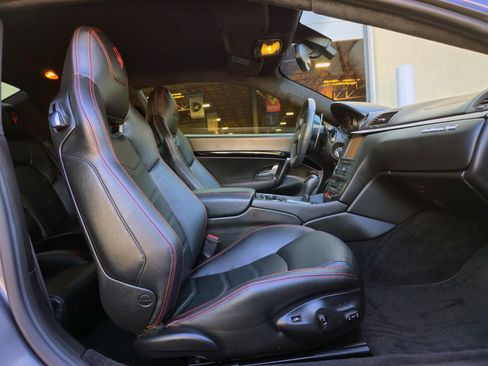 Used 2016 Maserati GranTurismo Sport RWD image 21