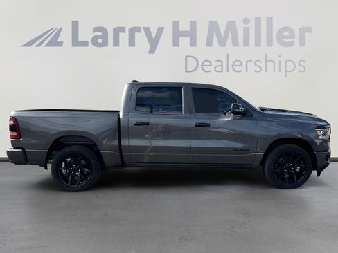 Used 2024 RAM 1500 Laramie AWD/4WD image 8