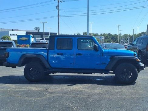 Used 2020 Jeep Gladiator Sport w/ Quick Order Package 24S image 8
