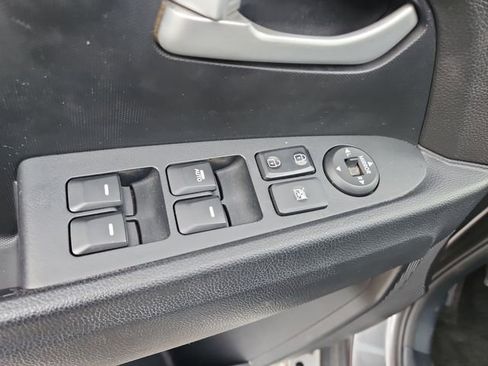 Used 2015 Kia Sportage EX image 18