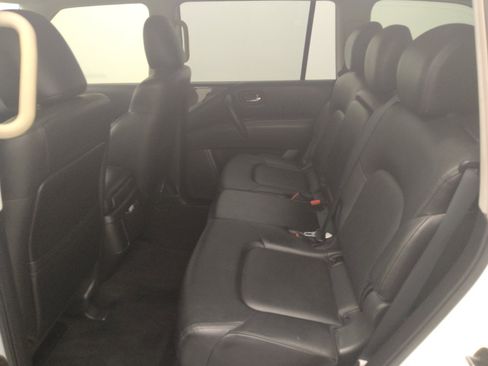 Used 2021 Nissan Armada SV w/ SV Appearance Package RWD image 18