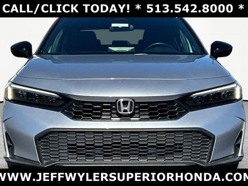 Used 2025 Honda Civic Sport image 2