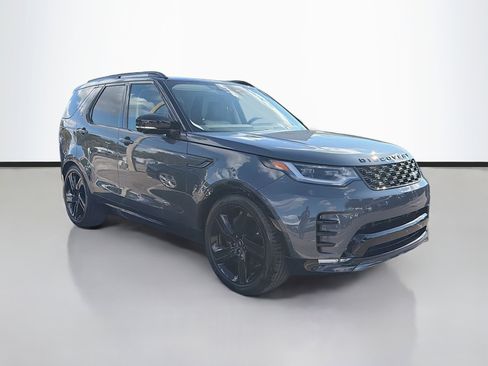 New 2025 Land Rover Discovery Dynamic SE image 7