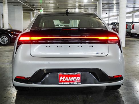 New 2026 Toyota Prius Nightshade image 8