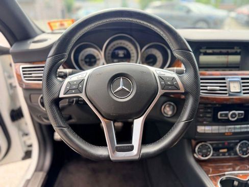 Used 2014 Mercedes-Benz CLS 550 4MATIC image 29