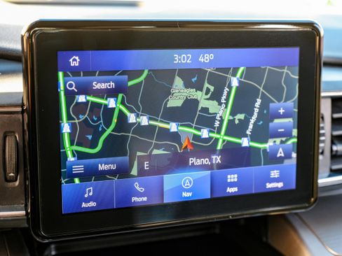 Used 2021 Ford Explorer XLT w/ Equipment Group 202A image 19