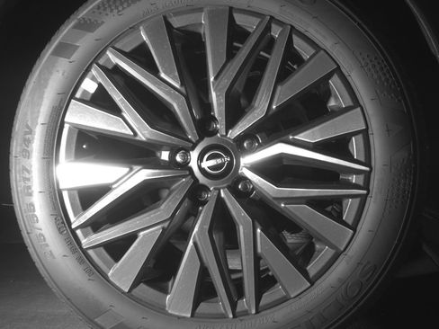 Used 2025 Nissan Altima 2.5 SV FWD image 15