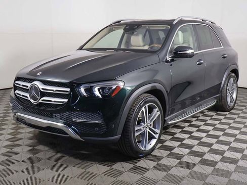 Used 2022 Mercedes-Benz GLE 450 4MATIC w/ Premium Package image 11