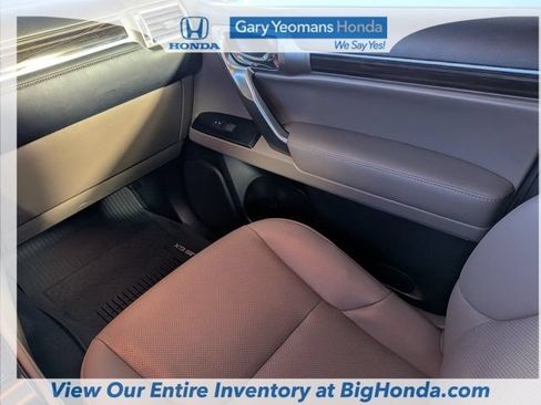 Used 2023 Lexus GX 460 Premium w/ Premium Plus Package AWD/4WD image 17