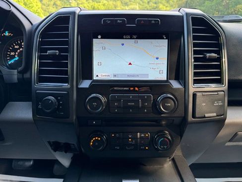 Used 2018 Ford F150 XLT w/ Equipment Group 302A Luxury AWD/4WD image 13