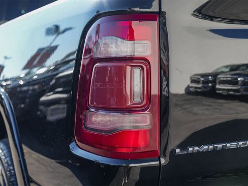 Used 2019 RAM 1500 Limited image 7