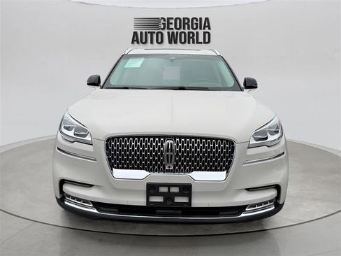 Used 2020 Lincoln Aviator Reserve w/ Equipment Group 202A AWD/4WD image 11