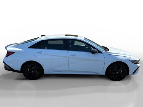 New 2026 Hyundai Elantra SEL Sport Premium FWD image 6