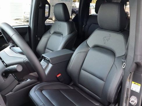 New 2025 Ford Bronco Badlands image 5