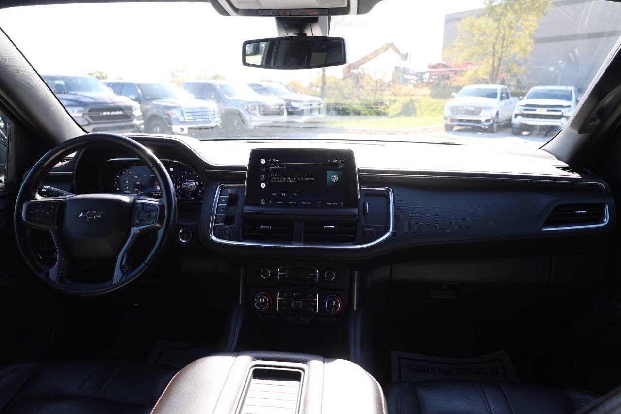Used 2022 Chevrolet Tahoe RST w/ Luxury Package AWD/4WD image 13